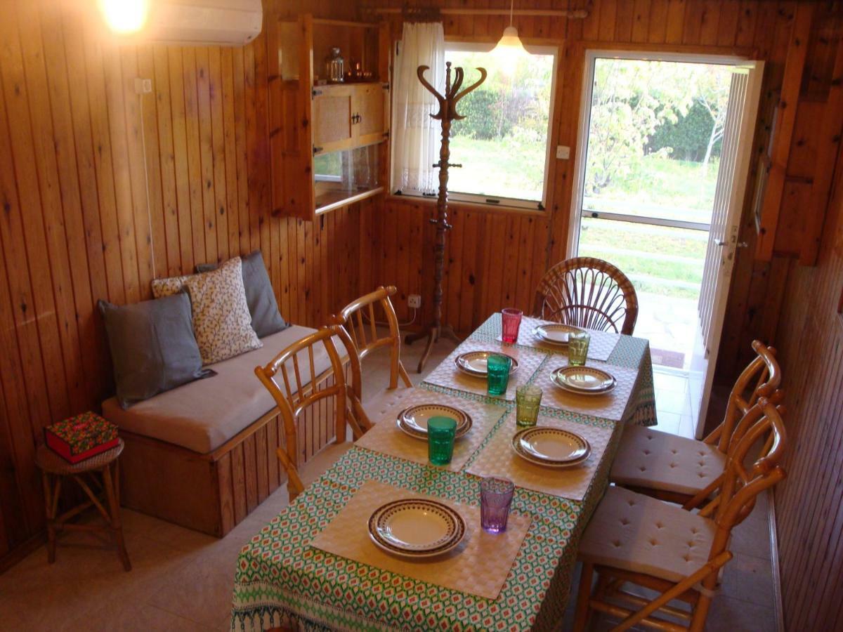 Three Bedroom Country House Magoula  Екстер'єр фото
